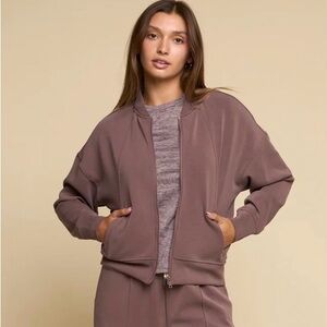 NWT Fundamental Coast Later On Anise Soft Luxurious Zip Jacket Flattering Fit